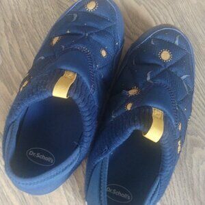 Teva sun and moon slip on camp shoes